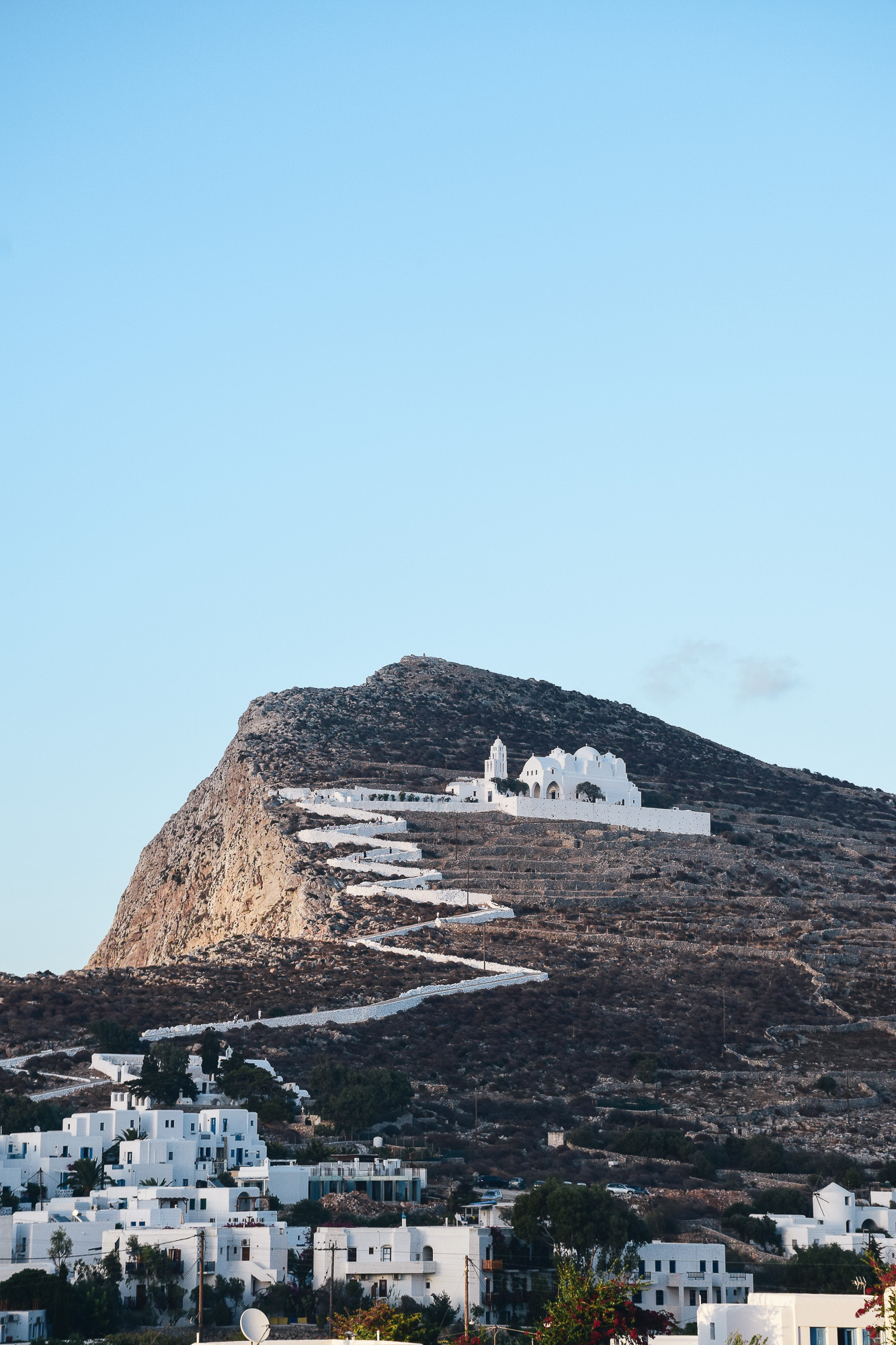 Panagia Church - Folegandros - Grecia - twinsofjourney